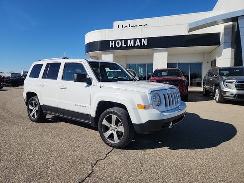Used 2016 Jeep Patriot High Altitude image 1