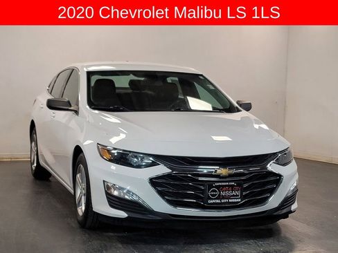 Used 2020 Chevrolet Malibu LS image 2