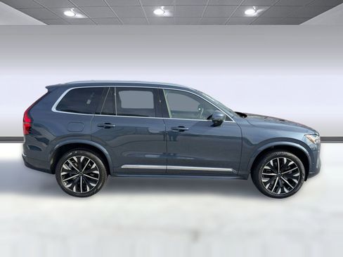New 2026 Volvo XC90 T8 Plus w/ Protection Package Premier image 8