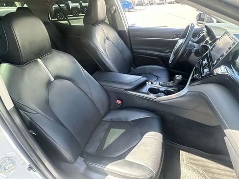 Used 2022 Toyota Camry XSE image 29