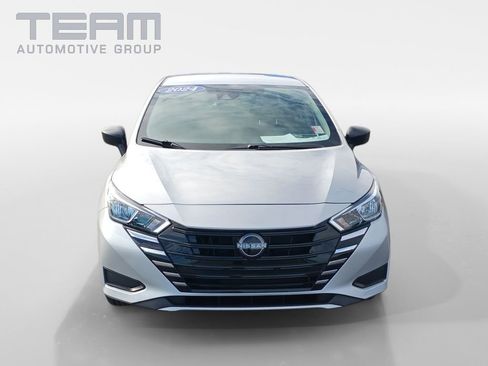 Used 2024 Nissan Versa S image 2