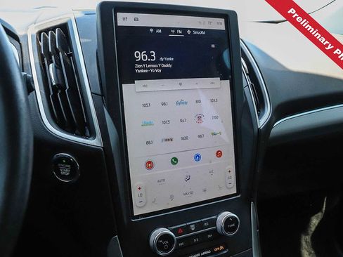 Used 2021 Ford Edge SEL w/ Cargo Accessory Package AWD/4WD image 18