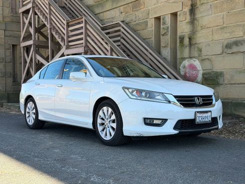 Used 2013 Honda Accord EX-L image 2