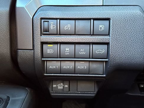 New 2025 Toyota Tacoma TRD Off-Road AWD/4WD image 27