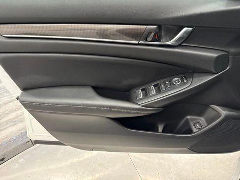 Used 2019 Honda Accord Sport image 34