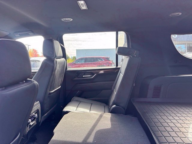 Used 2026 GMC Yukon XL Elevation AWD/4WD image 10
