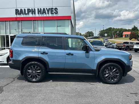 Used 2026 Toyota Land Cruiser w/ Premium Package AWD/4WD image 2