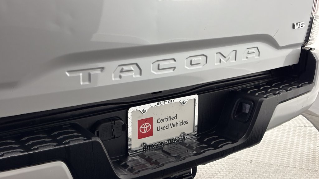 Used 2022 Toyota Tacoma TRD Sport RWD image 9