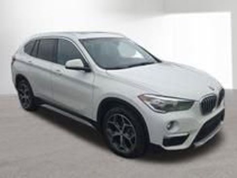 Used 2019 BMW X1 xDrive28i w/ Convenience Package AWD/4WD image 7