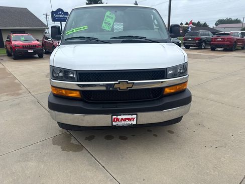 Used 2025 Chevrolet Express 2500 w/ Driver Convenience Package RWD image 8