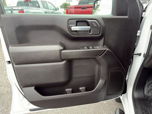 Used 2025 Chevrolet Silverado 1500 W/T w/ WT Value Package AWD/4WD image 28