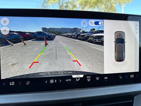 New 2026 Ford Explorer Active w/ Active Comfort Package image 7