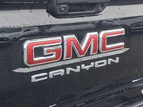 Used 2024 GMC Canyon AT4 AWD/4WD image 30