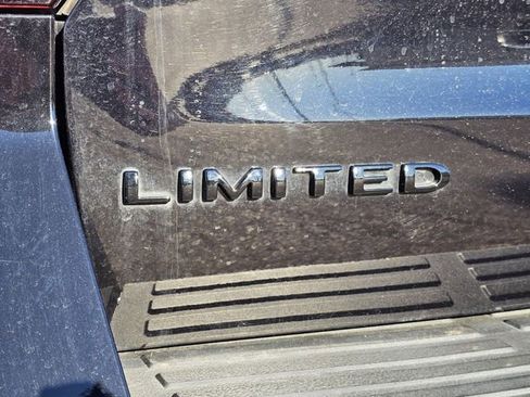 Certified 2023 Ford Expedition Limited image 37