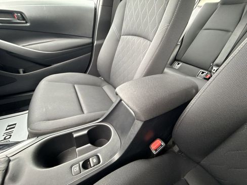 Used 2024 Toyota Corolla LE image 22