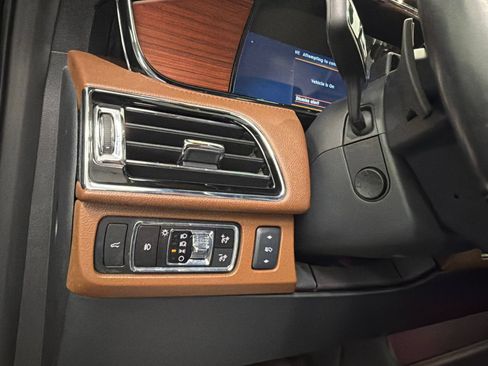 Certified 2023 Lincoln Navigator L Reserve AWD/4WD image 36