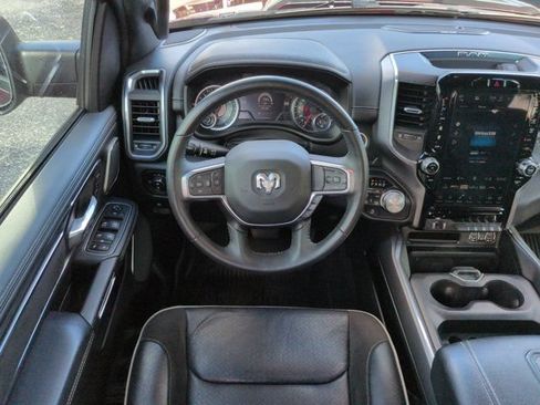 Used 2024 RAM 1500 Laramie AWD/4WD image 15