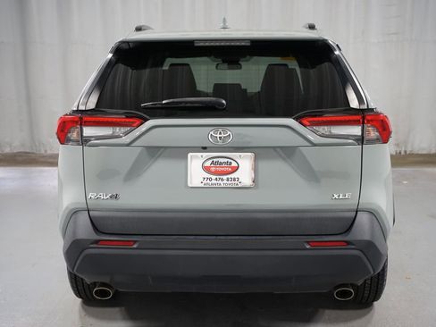 Used 2021 Toyota RAV4 XLE image 7