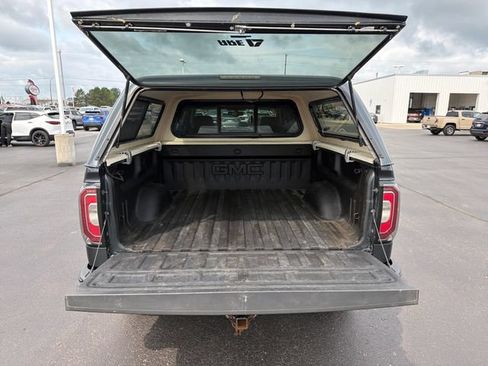 Used 2018 GMC Sierra 1500 SLT AWD/4WD image 26