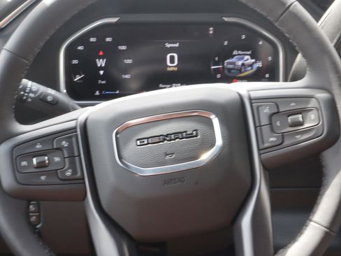 New 2026 GMC Sierra 3500 Denali Ultimate w/ LPO, Black Badging Package AWD/4WD image 12
