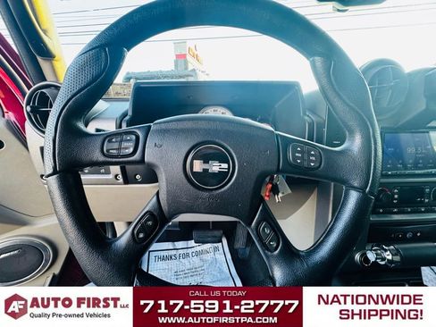 Used 2004 HUMMER H2 w/ Preferred Equipment Group image 12