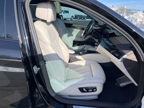Used 2020 BMW M550i xDrive w/ Premium Package AWD/4WD image 16