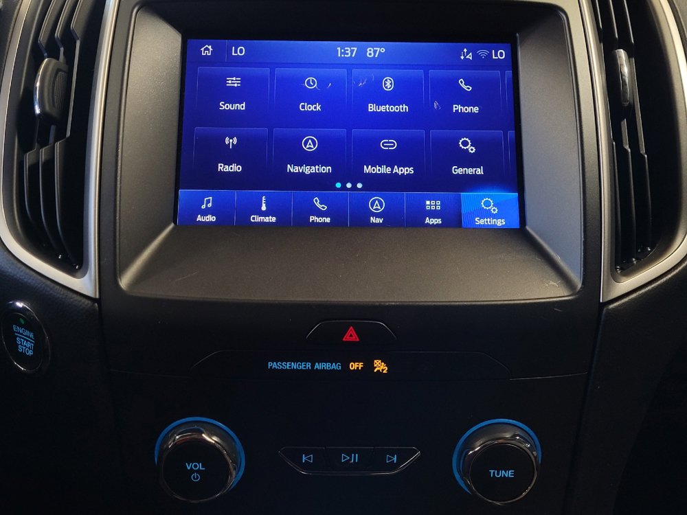 Used 2020 Ford Edge SEL w/ Convenience Package FWD image 25