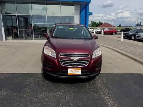 Used 2016 Chevrolet Trax LS AWD/4WD image 3