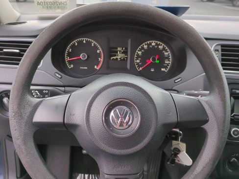 Used 2013 Volkswagen Jetta S image 12