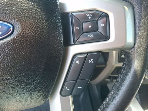 Used 2017 Ford F150 Lariat w/ Equipment Group 502A Luxury AWD/4WD image 25