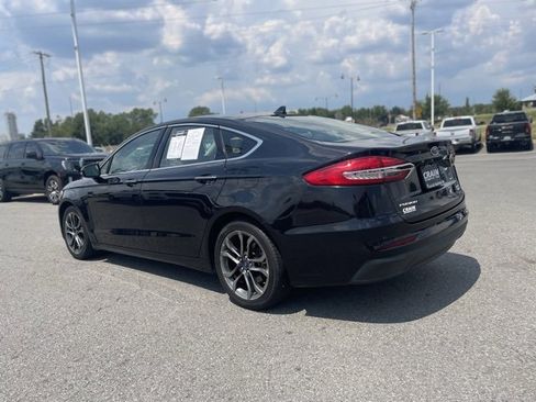 Used 2019 Ford Fusion SEL image 5