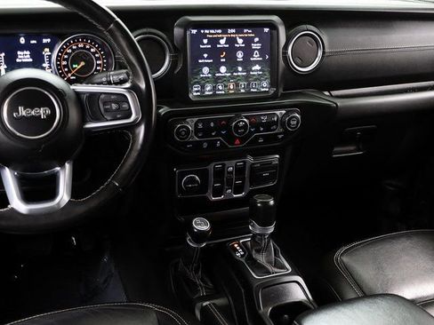Used 2021 Jeep Gladiator Overland w/ Popular Equipment Package image 17