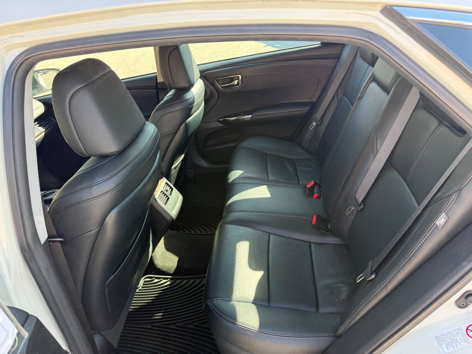 Used 2013 Toyota Avalon FWD image 14