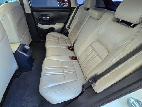Used 2023 Honda HR-V EX-L image 25