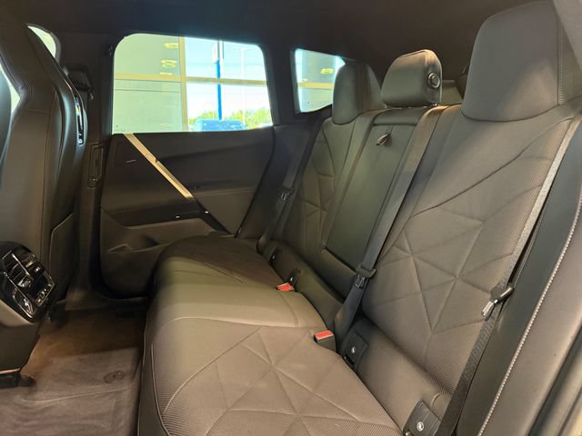 Used 2024 BMW iX xDrive50 w/ Sport Package AWD/4WD image 22