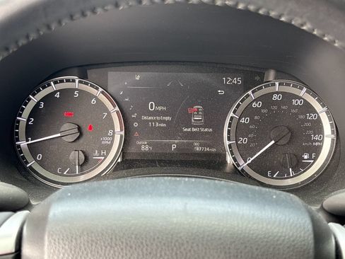 Used 2023 Toyota Highlander XLE FWD image 22