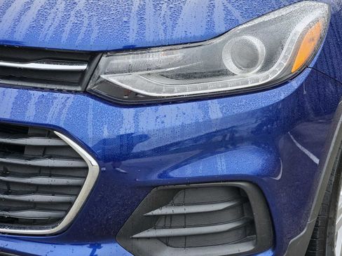 Used 2017 Chevrolet Trax LT w/ Driver Confidence Package image 7