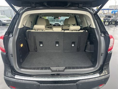 Used 2023 Subaru Ascent Limited image 6