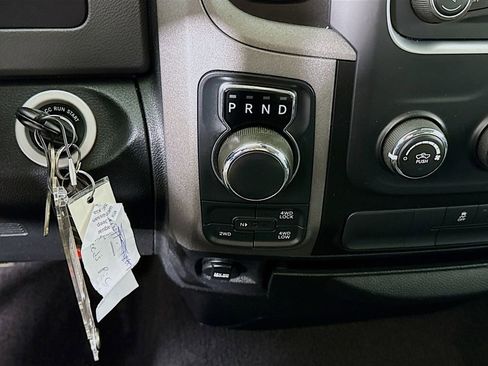 Used 2018 RAM 1500 Express w/ Express Value Package AWD/4WD image 8