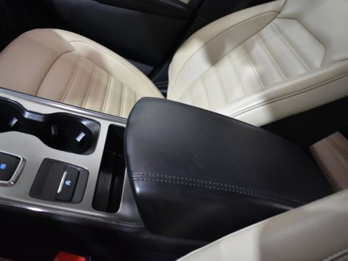 Used 2022 Ford Edge SEL w/ Convenience Package image 26