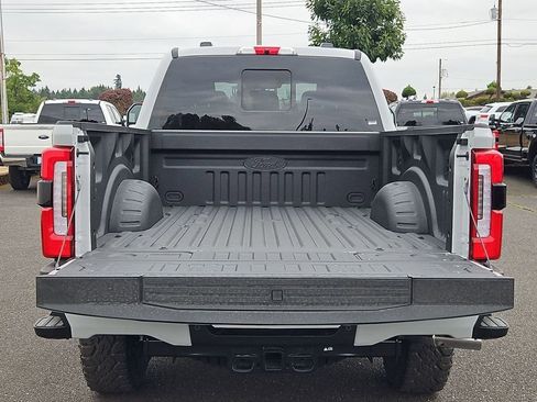 New 2026 Ford F250 Platinum w/ Tremor Off-Road Package image 27