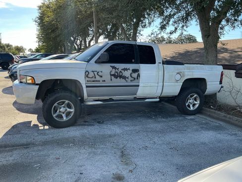 Used 2001 Dodge Ram 1500 Truck 4x4 Quad Cab image 10