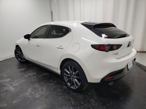 Used 2020 MAZDA MAZDA3 Preferred Package image 6