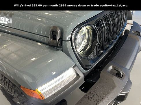 New 2025 Jeep Gladiator Sport AWD/4WD image 10