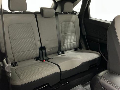 Used 2021 Ford Escape SE image 23