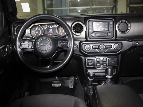 Used 2019 Jeep Wrangler Unlimited Sport S image 11