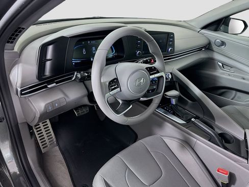 New 2026 Hyundai Elantra Sport image 9