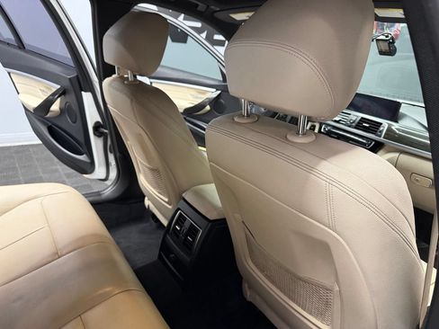 Used 2017 BMW 330i Sedan RWD image 44