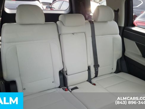 Used 2024 Hyundai Santa Fe SE image 16