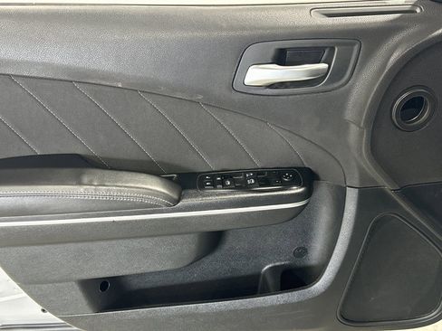 Used 2021 Dodge Charger SXT w/ Leather Interior Group image 19